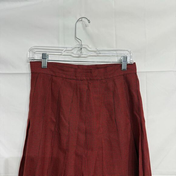 Izod Red Plaid Pleated Vintage Mini Skirt Sz 8 - Picture 7 of 11